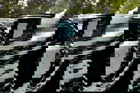 New 2025 Lincoln Aviator Reserve w/ Equipment Group 201A image 7