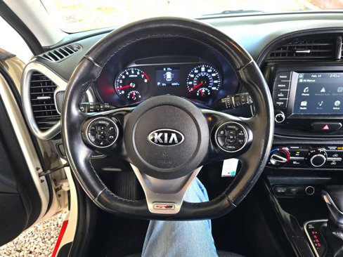 Used 2020 Kia Soul GT-Line image 19