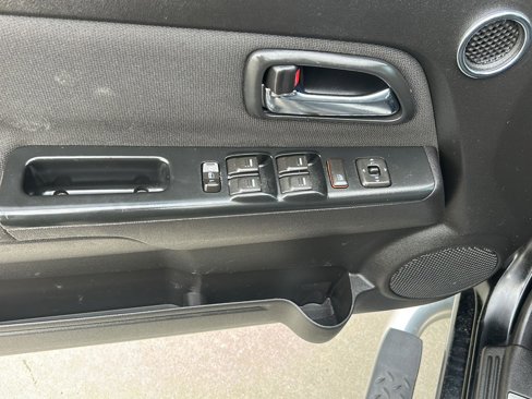 Used 2010 GMC Canyon SLE image 12