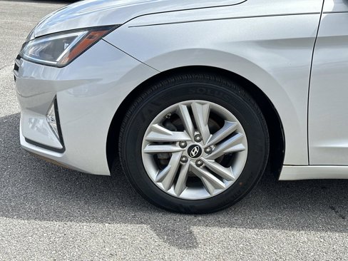Used 2019 Hyundai Elantra SEL image 11
