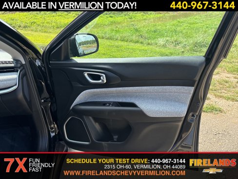 Used 2022 Jeep Compass Latitude image 24