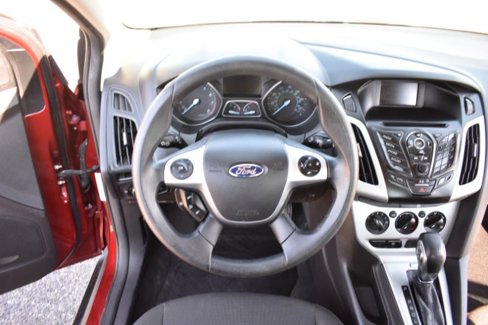 Used 2014 Ford Focus SE image 25