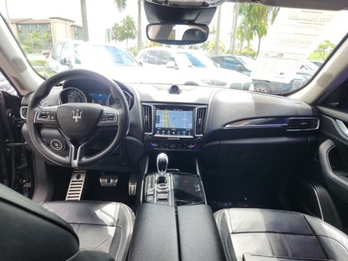 Used 2018 Maserati Levante S GranSport image 26