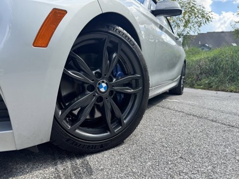 Used 2016 BMW M235i xDrive Convertible image 2