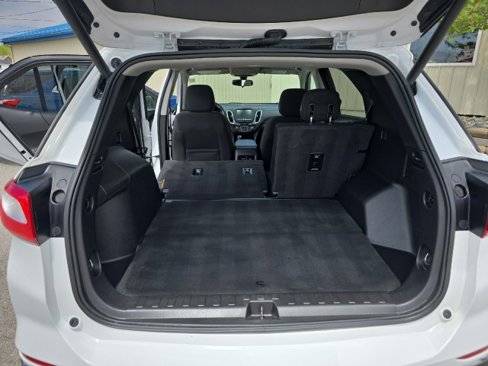 Used 2018 Chevrolet Equinox LT image 35