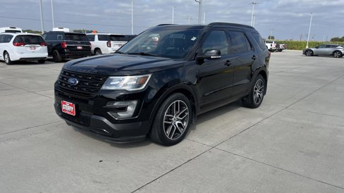 Used 2016 Ford Explorer Sport w/ Equipment Group 401A image 8