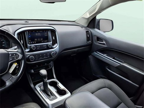Used 2022 Chevrolet Colorado LT w/ LT Convenience Package image 9