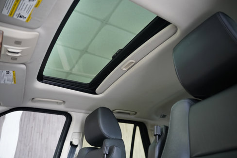 Used 2011 Land Rover Range Rover Sport HSE image 23