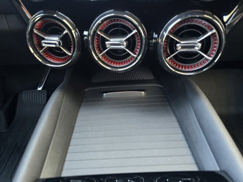 Used 2024 Chevrolet Blazer EV RS image 32