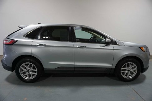 Used 2023 Ford Edge SEL image 6