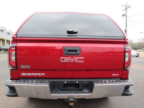 Used 2018 GMC Sierra 1500 SLT w/ SLT Premium Package image 12