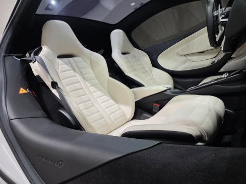 Used 2025 McLaren GTS image 19