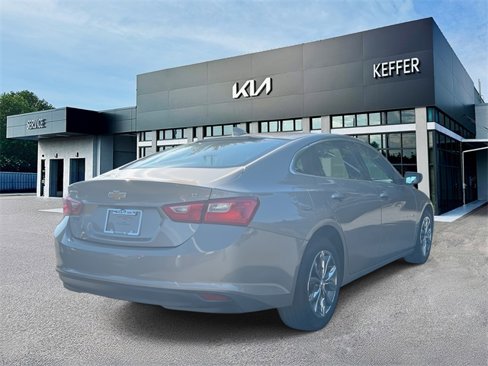 Used 2023 Chevrolet Malibu LT image 8