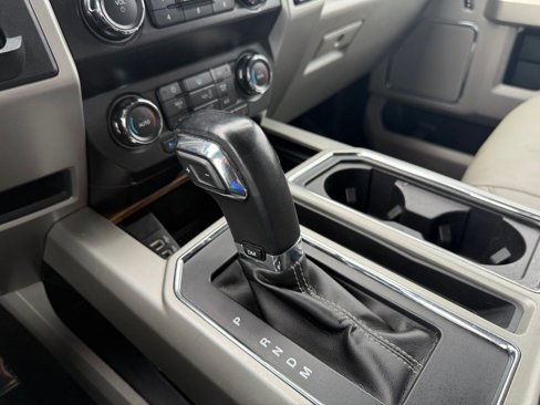 Used 2020 Ford F150 Lariat image 30