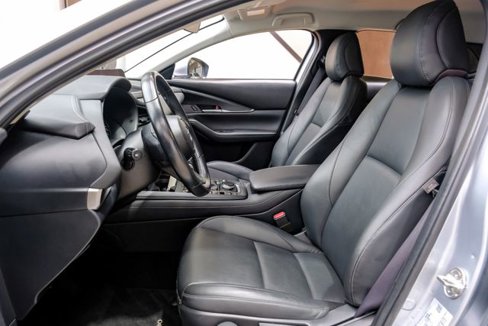 Used 2021 MAZDA CX-30 FWD 2.5 S w/ Select Package image 4