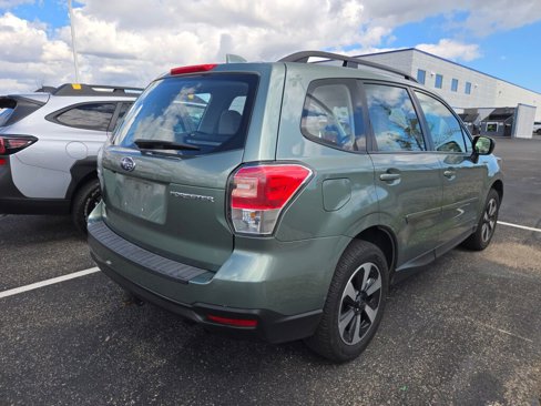 Used 2018 Subaru Forester 2.5i w/ Alloy Wheel Package image 3