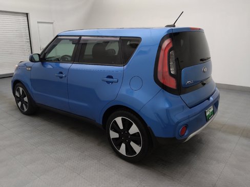 Used 2018 Kia Soul + image 3