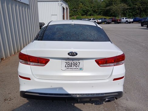 Used 2020 Kia Optima LX image 4