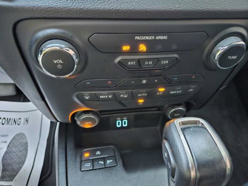 Used 2019 Ford Ranger XLT w/ Equipment Group 301A Mid image 23