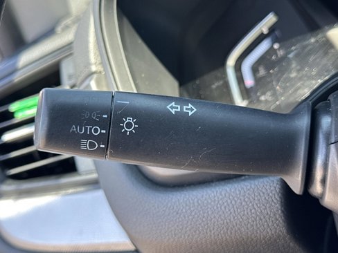 Used 2020 Honda CR-V LX image 17
