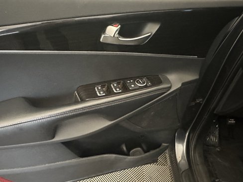 Used 2020 Kia Sorento AWD V6 image 66