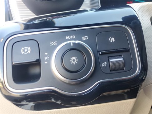 Used 2019 Mercedes-Benz A 220 image 31
