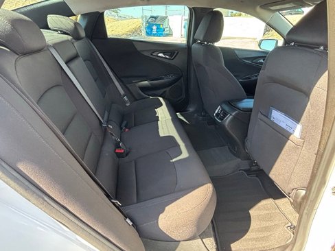 Used 2024 Chevrolet Malibu LT image 12