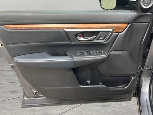 Used 2019 Honda CR-V Touring image 10