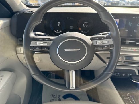 Used 2024 Hyundai Kona SEL image 14