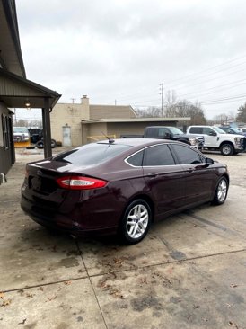 Used 2013 Ford Fusion SE image 3