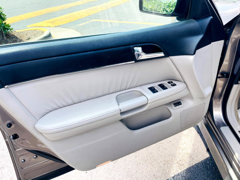 Used 2010 INFINITI M35 x w/ Technology Pkg image 10