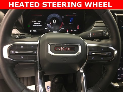 Used 2025 GMC Acadia Elevation image 26
