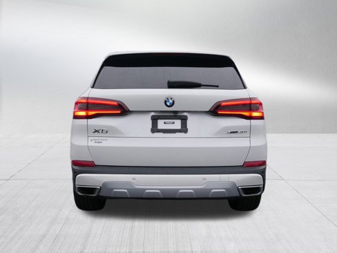 Used 2021 BMW X5 xDrive40i w/ Premium Package image 4