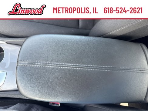 Used 2023 Chevrolet Malibu LT image 18
