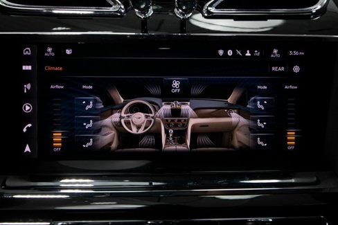 Used 2022 Bentley Bentayga image 31