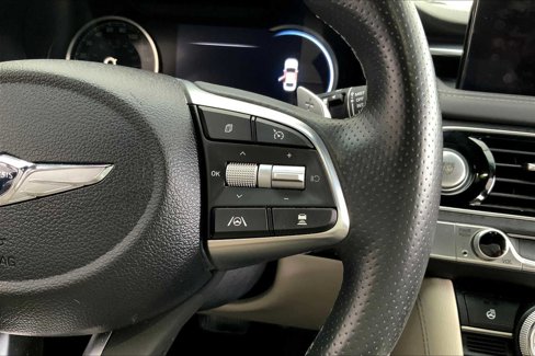 Used 2023 Genesis G70 2.0T image 23