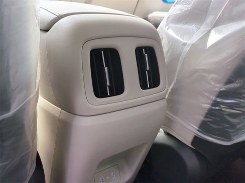 New 2025 Hyundai Elantra SE image 25
