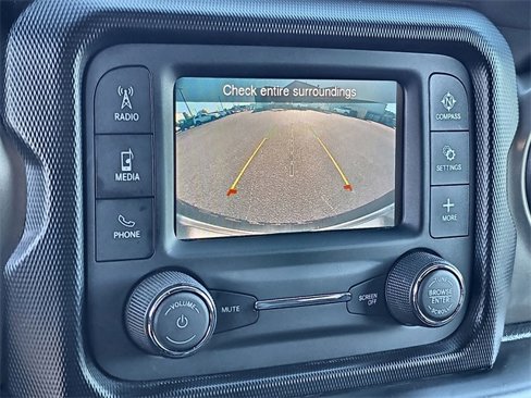Used 2020 Jeep Wrangler Unlimited Sport image 27