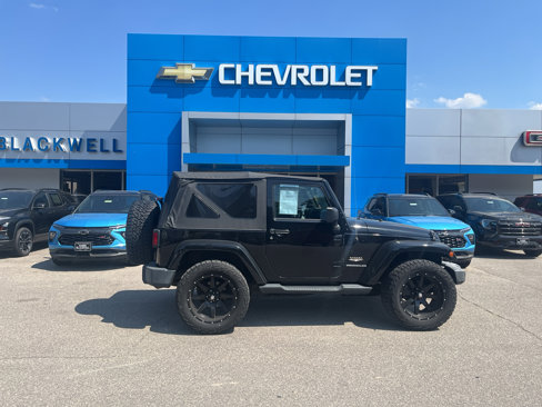 Used 2015 Jeep Wrangler Sahara w/ Connectivity Group image 1