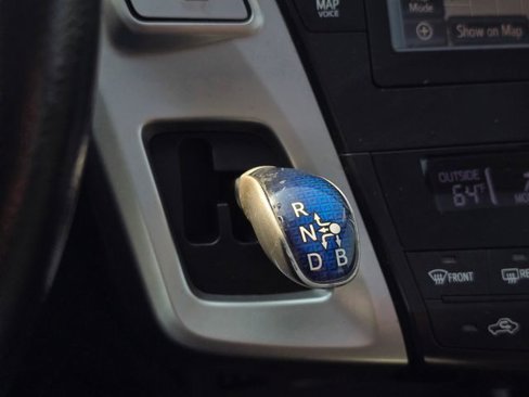 Used 2013 Toyota Prius V image 31