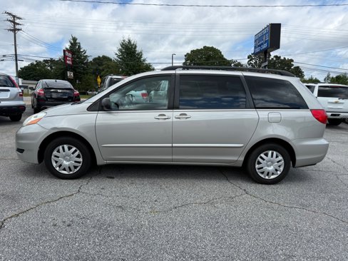 Used 2006 Toyota Sienna CE image 4