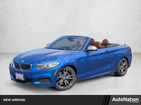 Used 2015 BMW M235i Convertible image 1