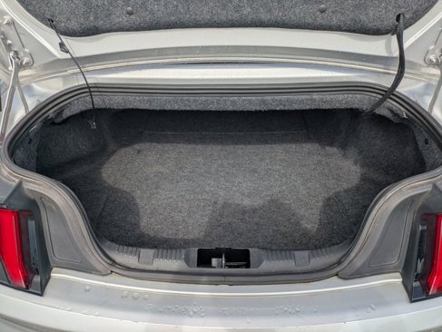 Used 2019 Ford Mustang GT Premium image 32