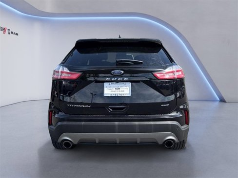 Used 2024 Ford Edge Titanium image 4