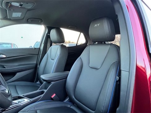 New 2025 Buick Encore GX Sport Touring w/ Comfort Package image 8