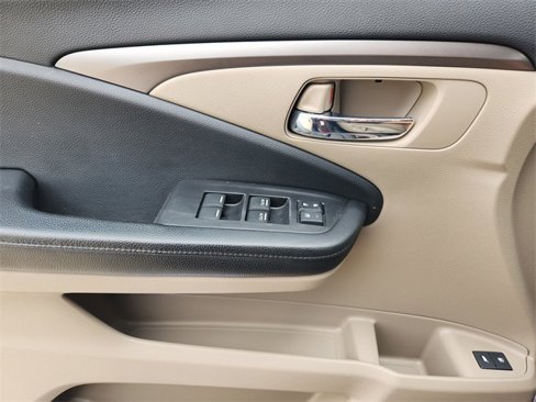 Used 2018 Honda Pilot EX-L image 24