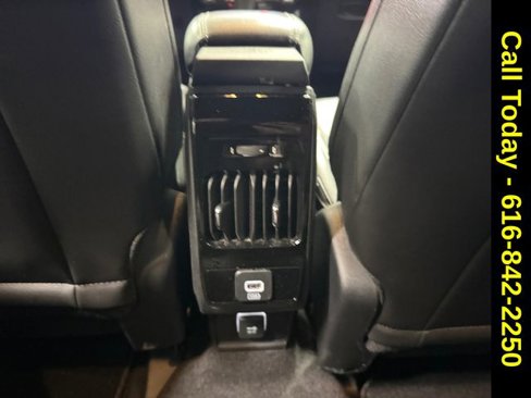 Used 2022 Jeep Compass High Altitude image 17
