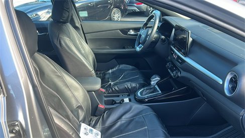 Used 2024 Kia Forte GT-Line image 12