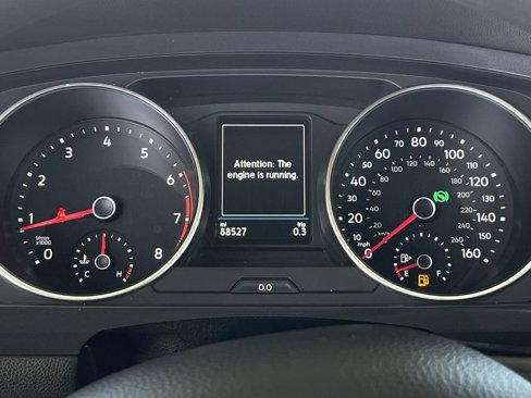 Used 2018 Volkswagen Tiguan S image 11