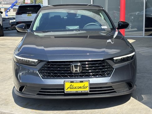 Used 2025 Honda Accord SE image 9